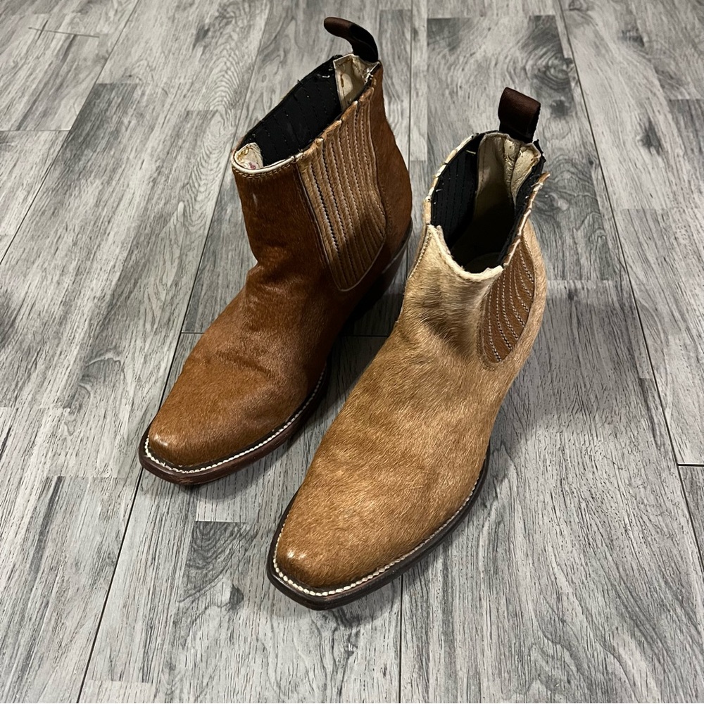 Brown Hair On ankle boots - Picture 4 of 11